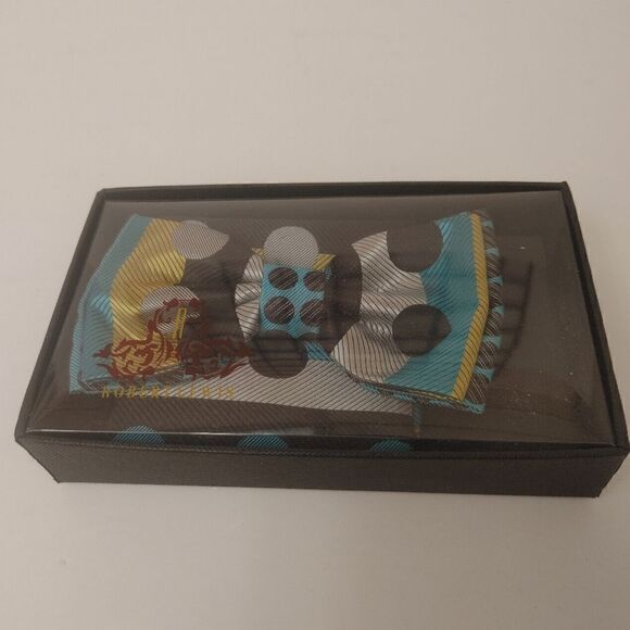 ROBERT LEWIS MEN'S BOWTIE AND POCKET SQUARE SET. - Picture 4 of 4